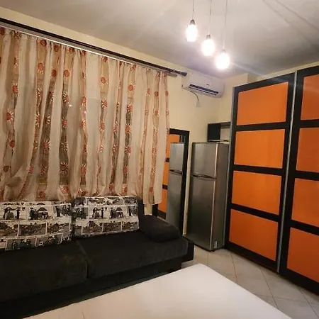 Orange *