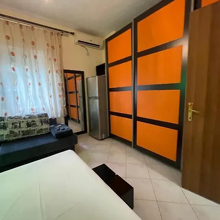 Apartment Orange Tirana